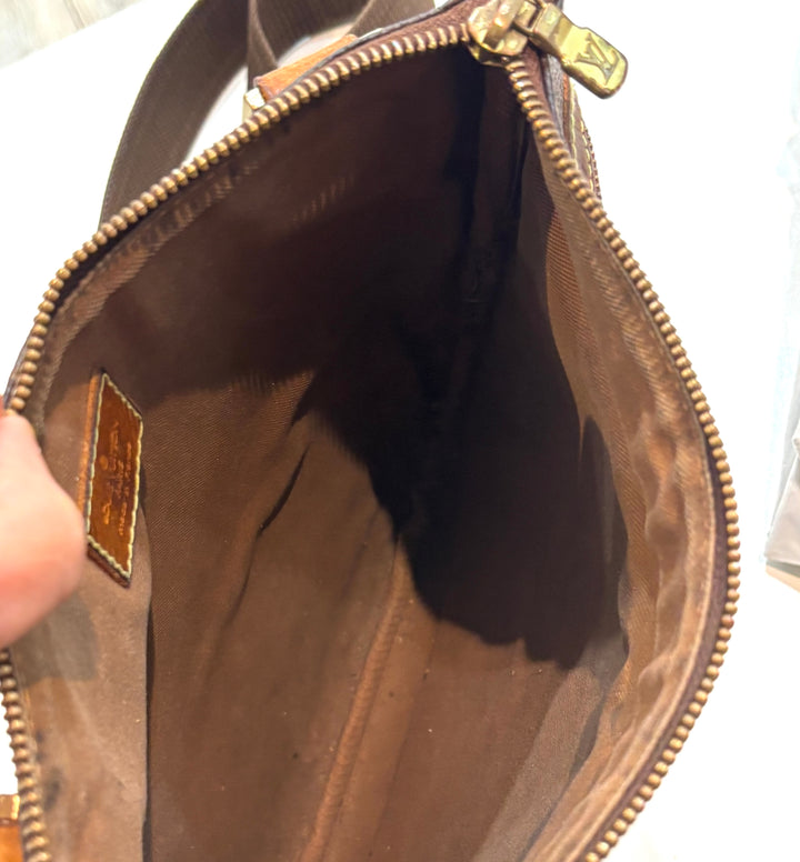 LOUIS VUITTON MONOGRAM BOSPHORE MESSENGER BAG