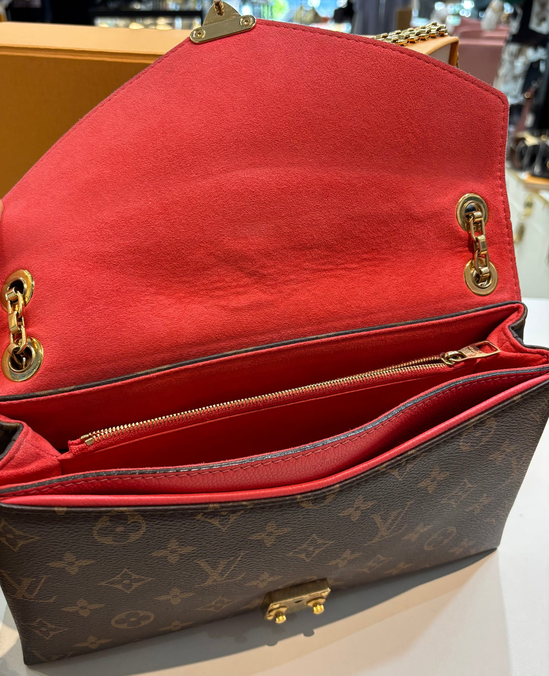 LOUIS VUITTON MONOGRAM &amp; CALFSKIN LEATHER PALLAS CHAIN BAG