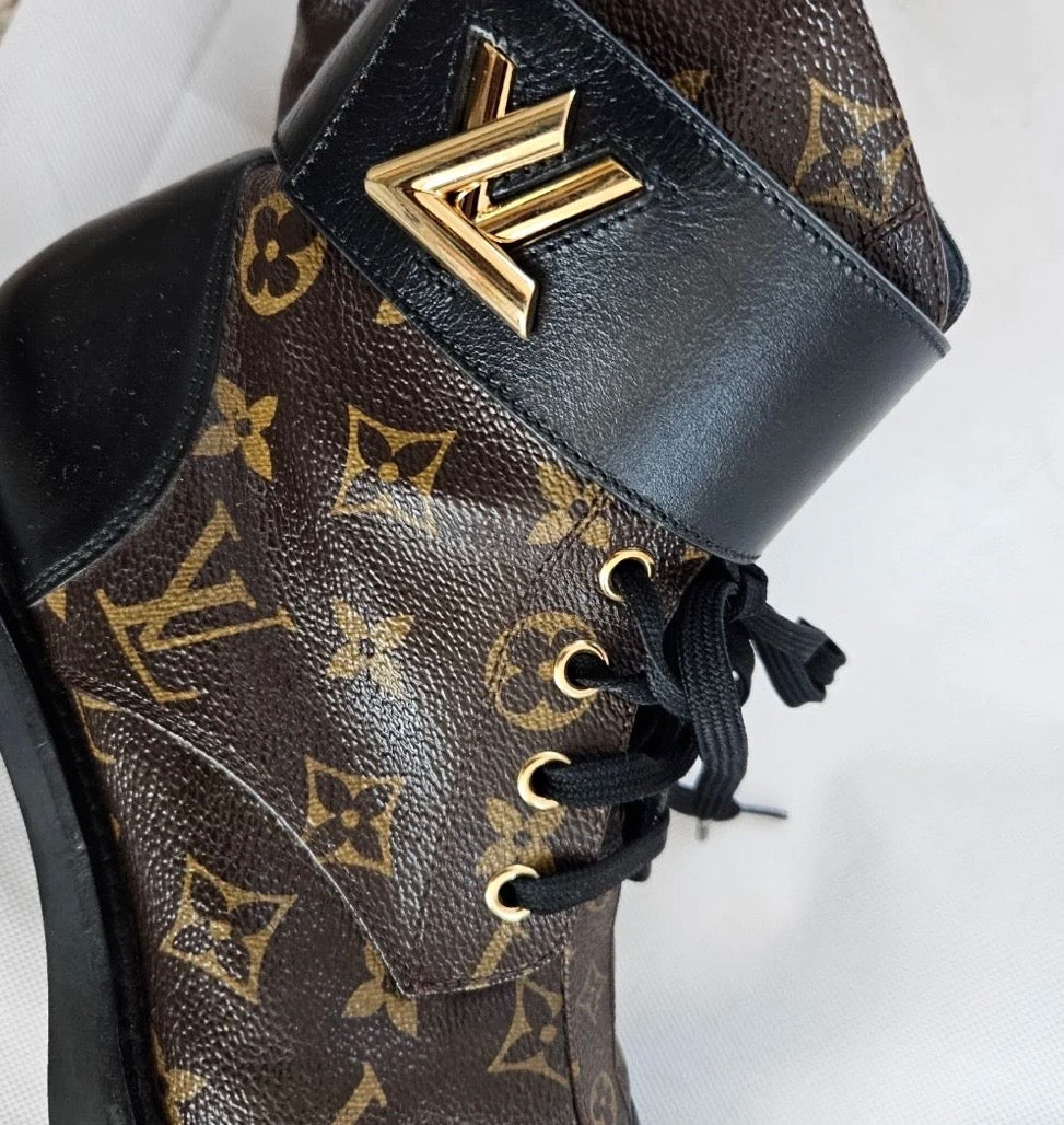 LV MONOGRAM CALFSKIN LEATHER WONDERLAND RANGER LV TWIST BOOTS