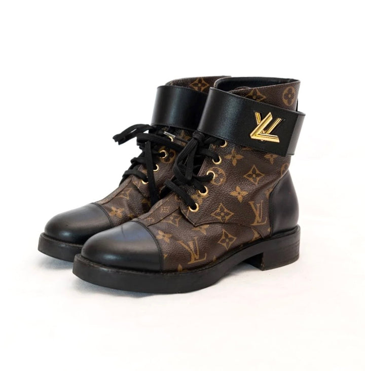 LV MONOGRAM CALFSKIN LEATHER WONDERLAND RANGER LV TWIST BOOTS