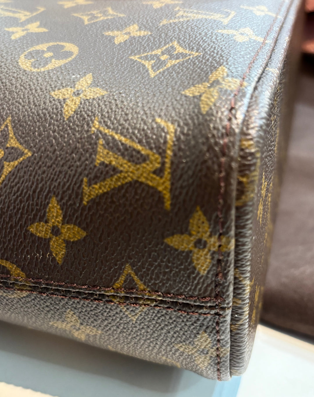 LOUIS VUITTON MONOGRAM LUCO TOTE BAG