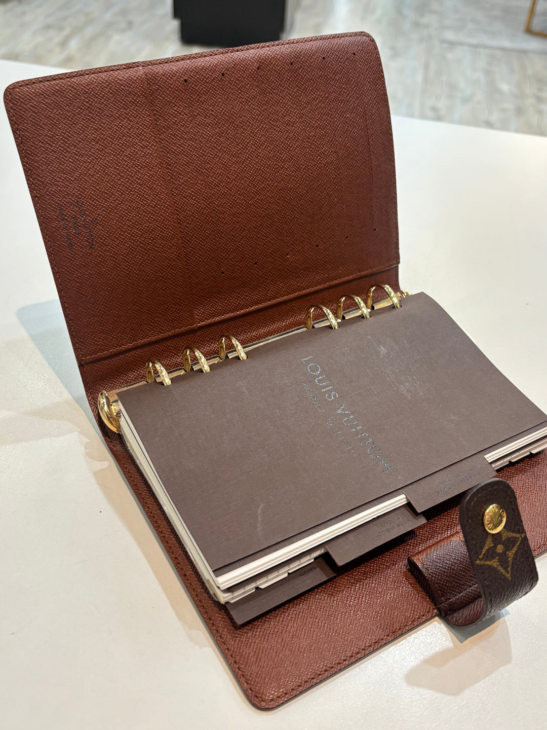 LOUIS VUITTON MONOGRAM MEDIUM RING AGENDA COVER