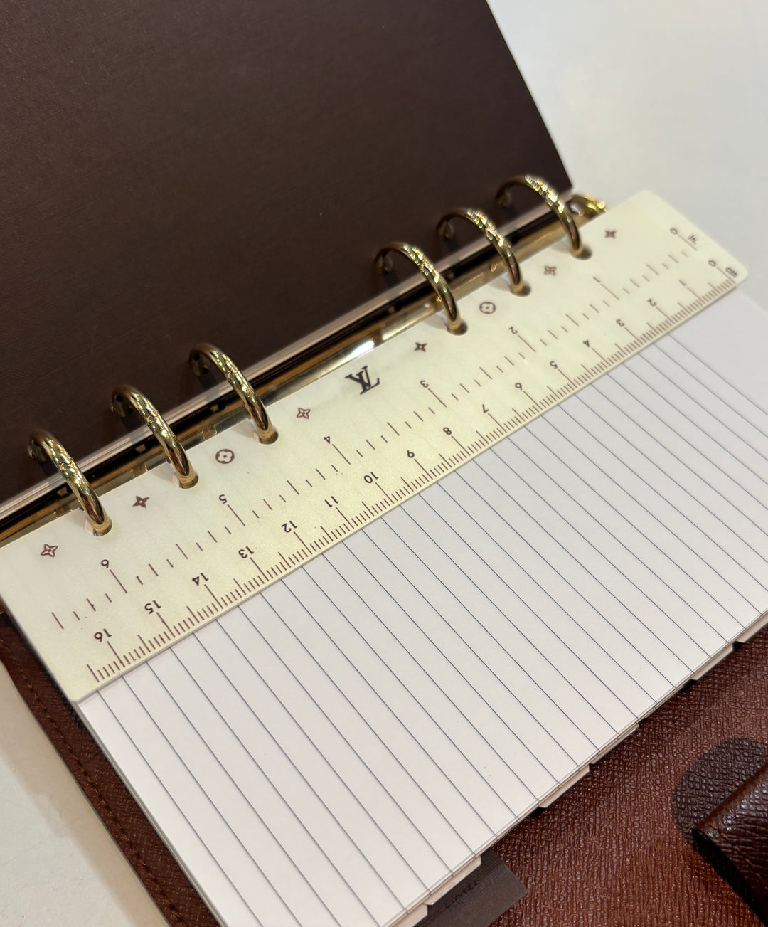 LOUIS VUITTON MONOGRAM MEDIUM RING AGENDA COVER