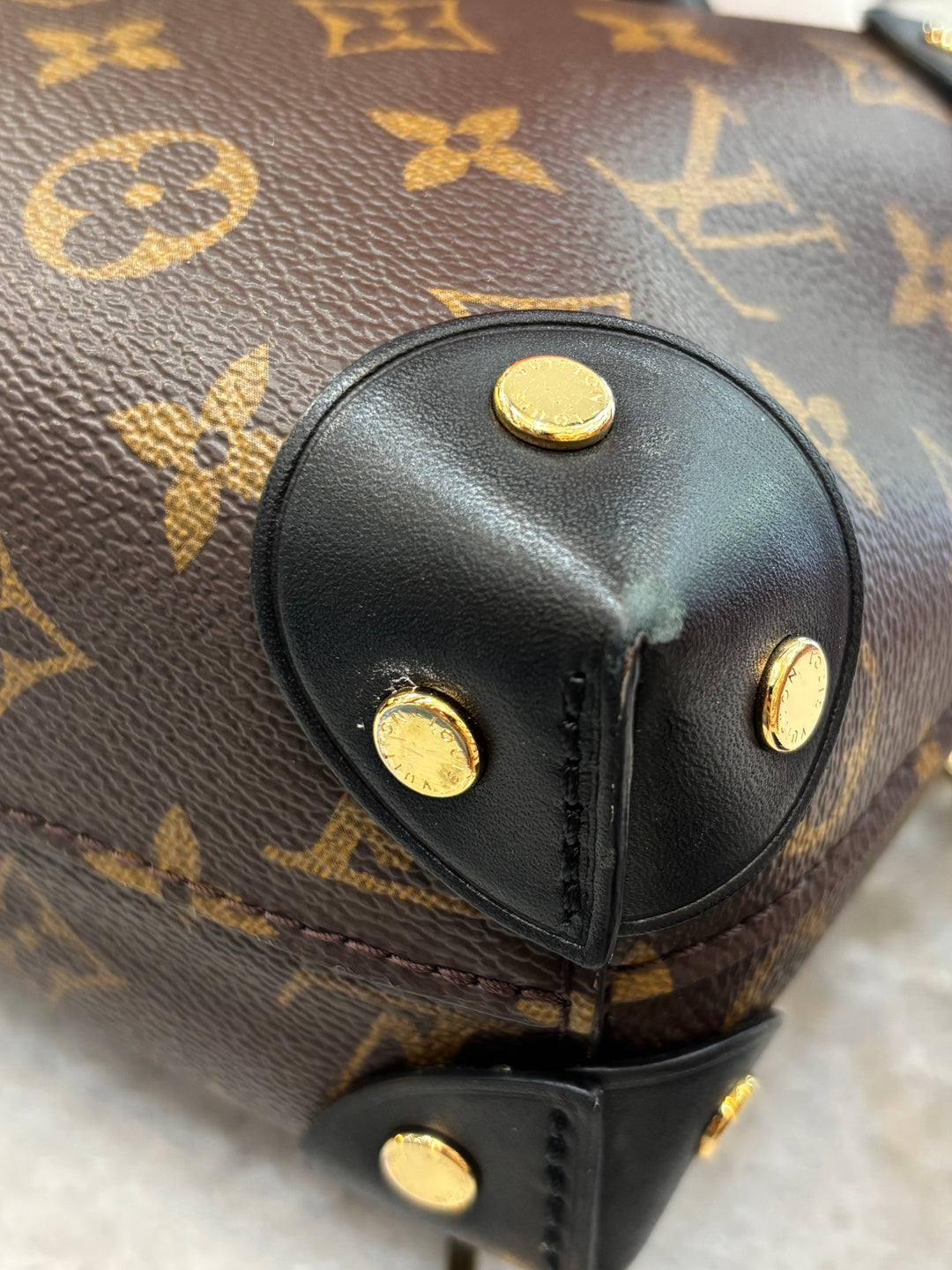 LOUIS VUITTON MONOGRAM PETITE MALLE SOUPLE BAG