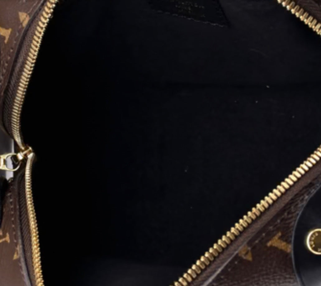 LOUIS VUITTON MONOGRAM PETITE MALLE SOUPLE BAG