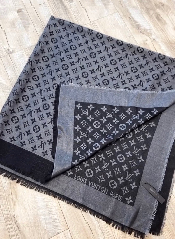 LOUIS VUITTON MONOGRAM SHINE SHAWL