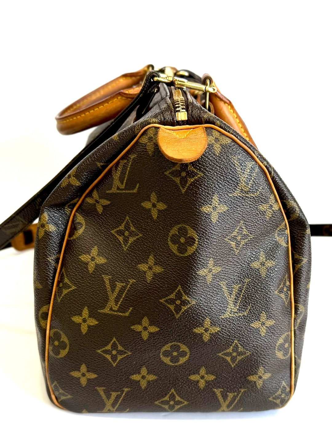 LOUIS VUITTON MONOGRAM SPEEDY BANDOULIÈRE 30 HANDBAG