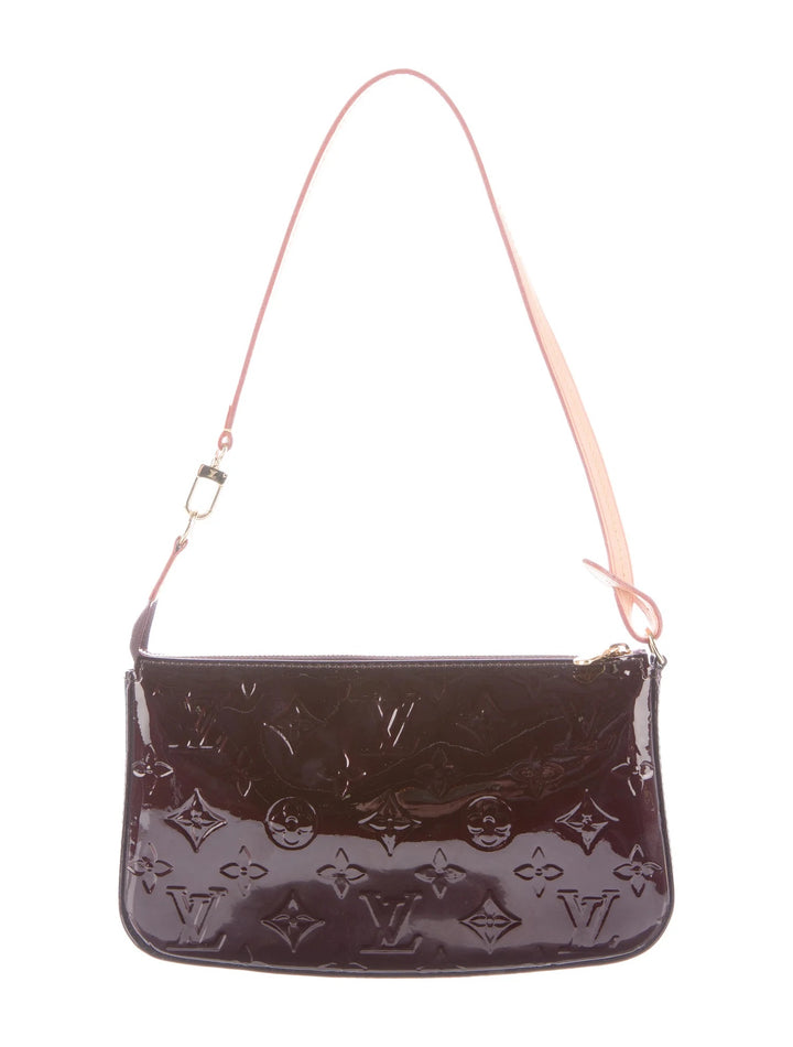 LOUIS VUITTON MONOGRAM VERNIS LEATHER POCHETTE AMARANTE