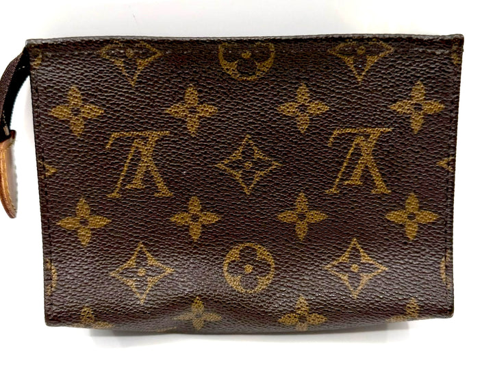 LOUIS VUITTON MONOGRAM TOILETRY POUCH 15