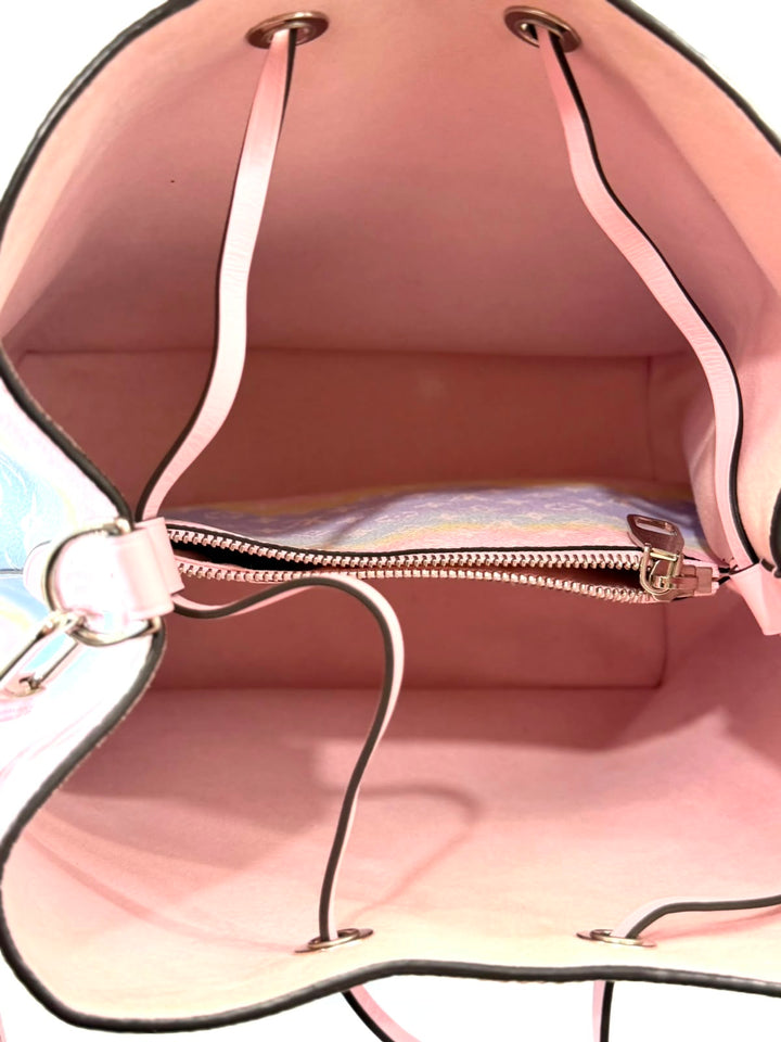 LOUIS VUITTON ESCALE NÉONOÉ MM MONOGRAM GIANT PASTEL SHOULDER BAG – LIMITED EDITION
