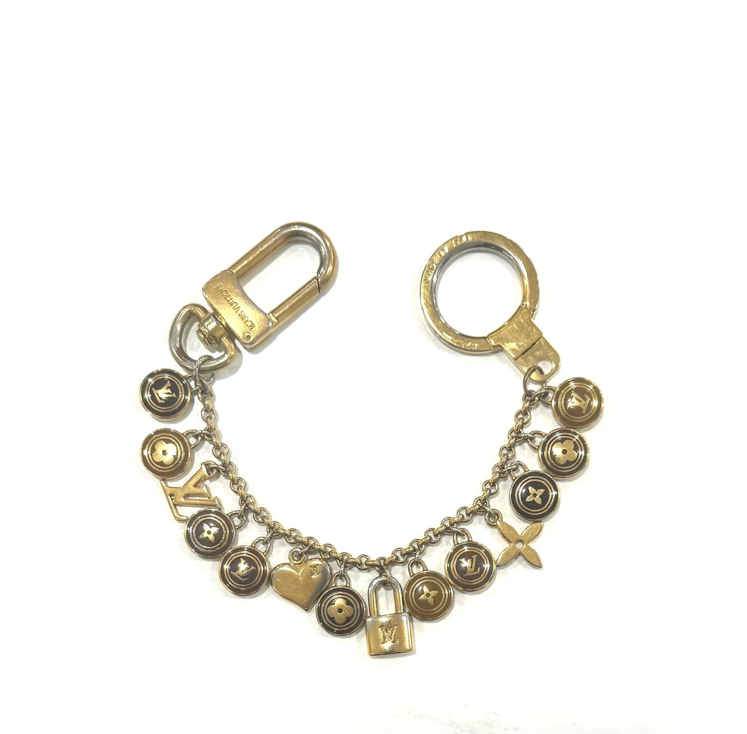 LOUIS VUITTON PORTE CLES CHAINE PASTILLES BAG CHARM