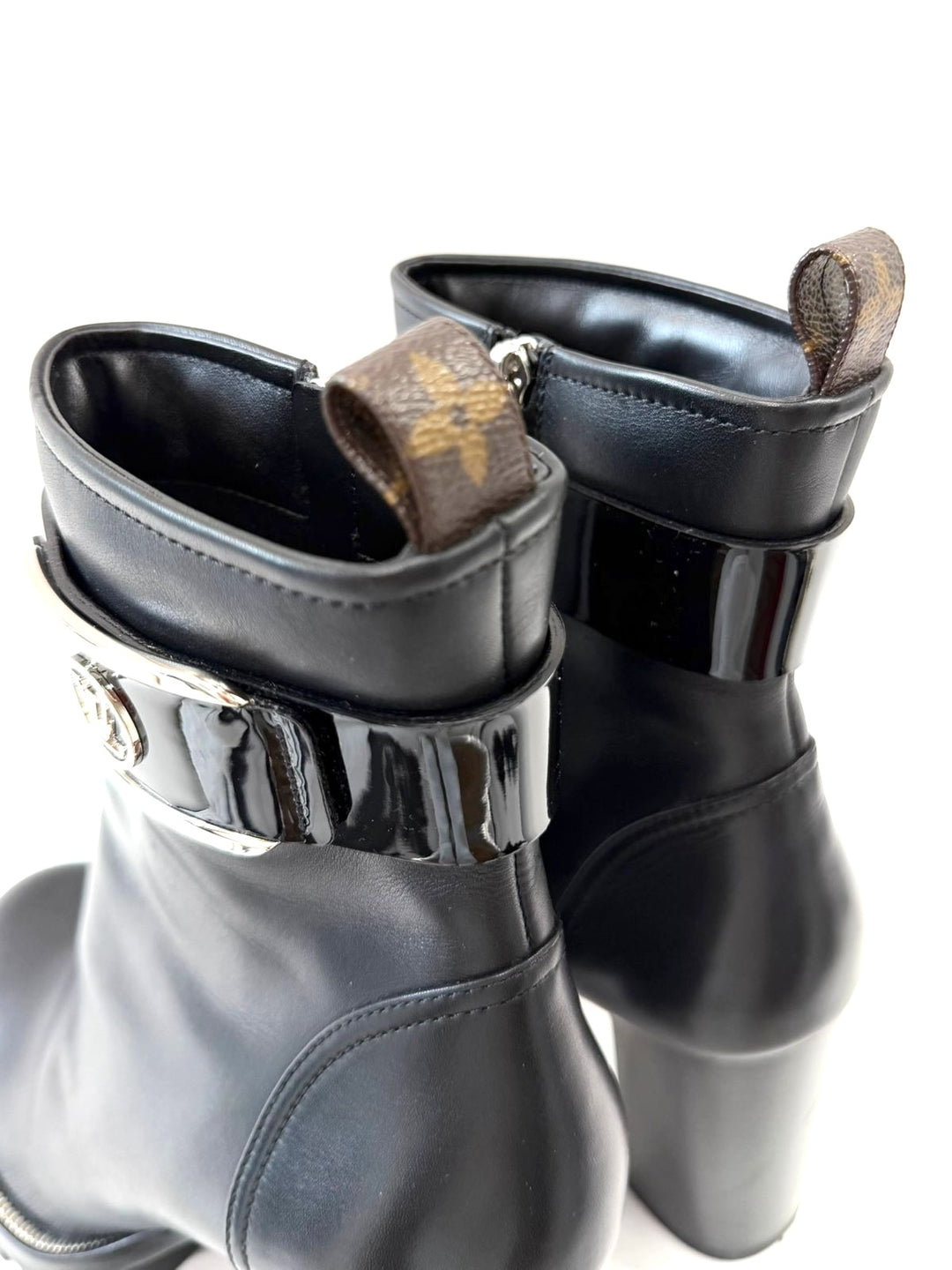 LOUIS VUITTON STAR LINE CALFSKIN LEATHER ANKLE BOOTS