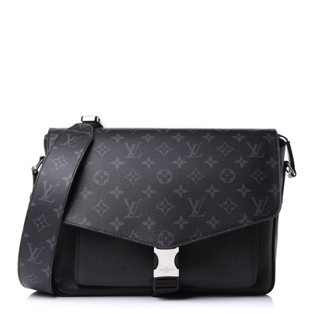 LOUIS VUITTON MONOGRAM ECLIPSE TAIGARAMA MESSENGERAMA BAG