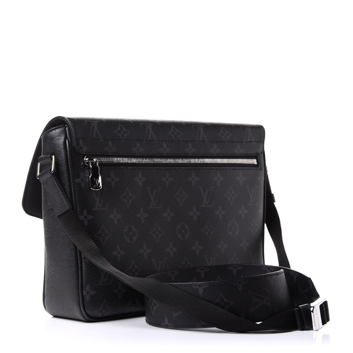 LOUIS VUITTON MONOGRAM ECLIPSE TAIGARAMA MESSENGERAMA BAG