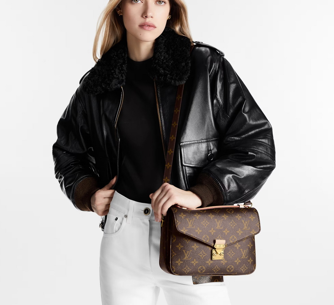 LOUIS VUITTON MONOGRAM POCHETTE MÉTIS BAG