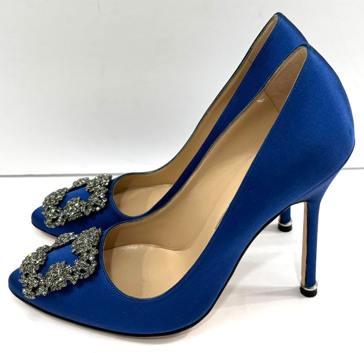 MANOLO BLAHNIK HANGISI JEWEL BUCKLE SATIN PUMPS
