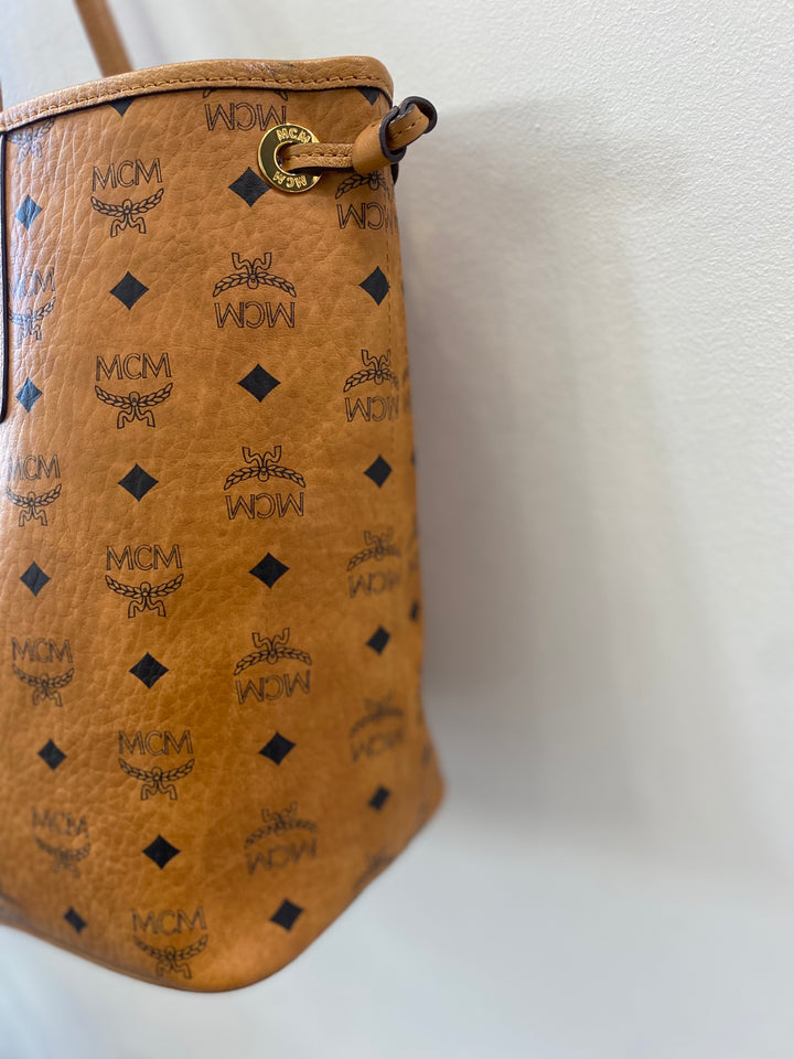 MCM MEDIUM LIZ VISETOS TOTE BAG