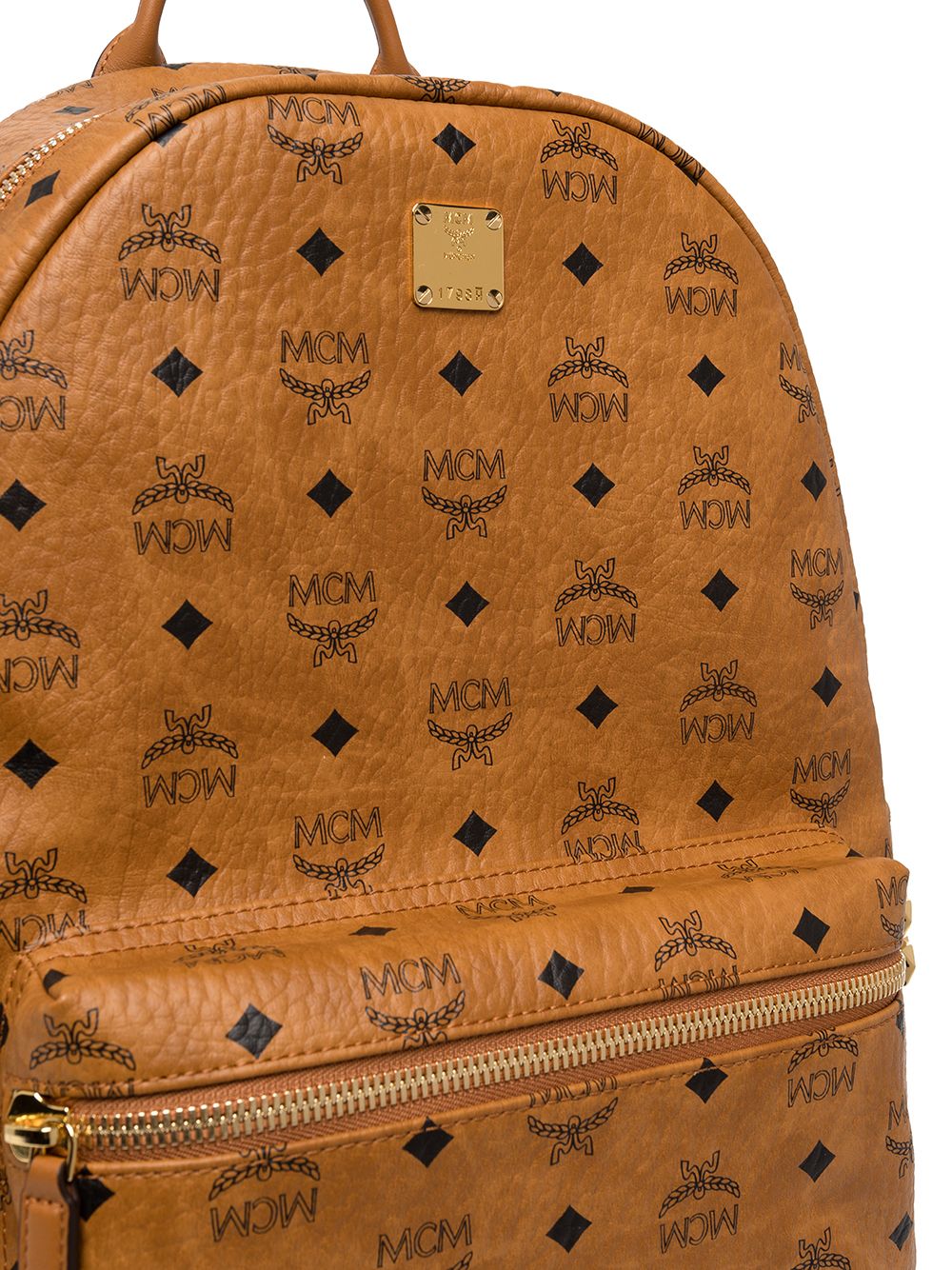 MCM STARK SIDE STUDS VISETOS MEDIUM BACKPACK