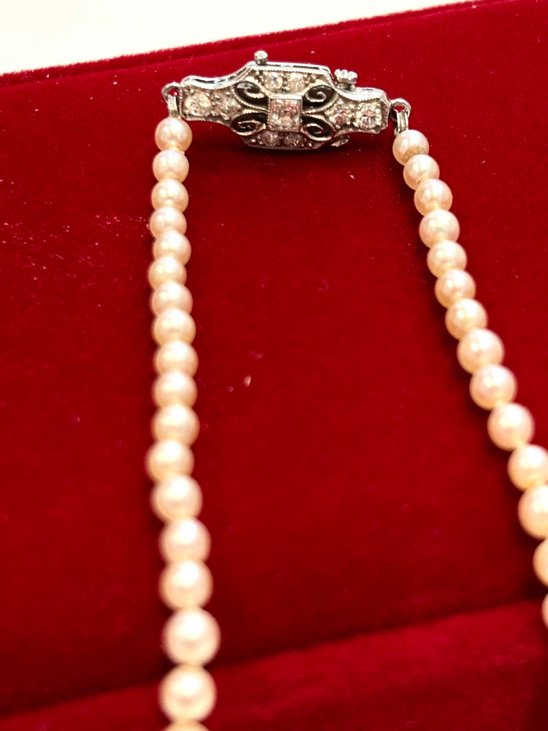 MIKIMOTO AKOYA CULTURED PEARL NECKLACE