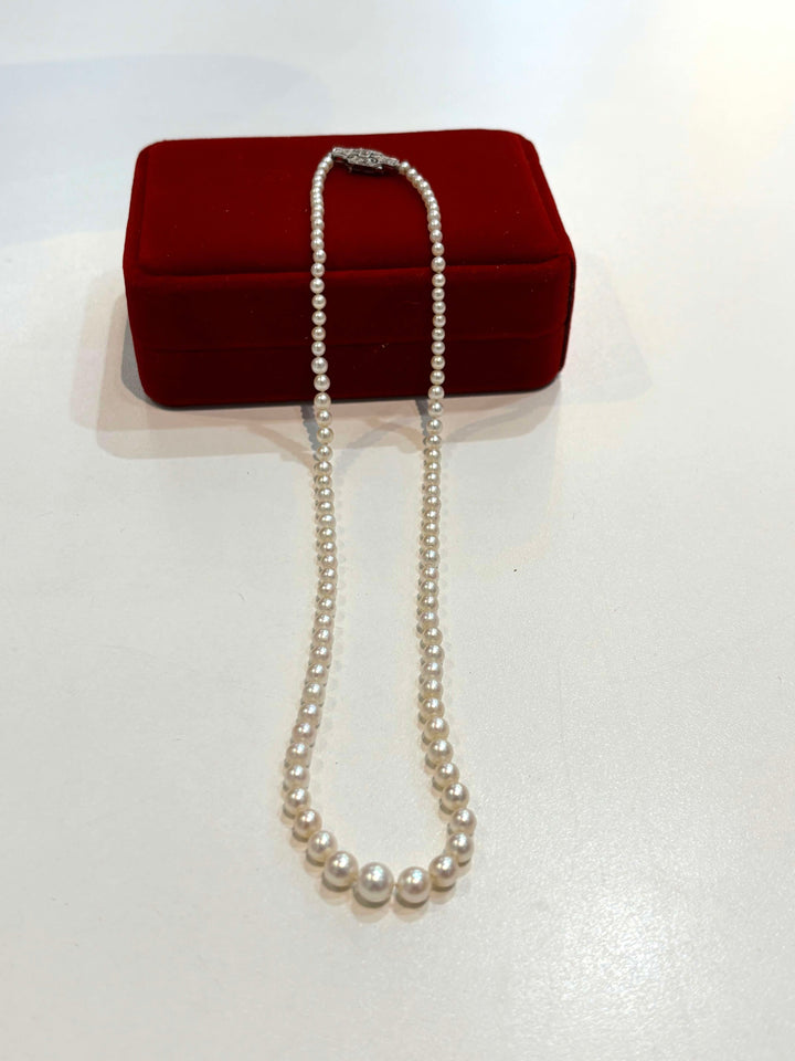 MIKIMOTO AKOYA CULTURED PEARL NECKLACE