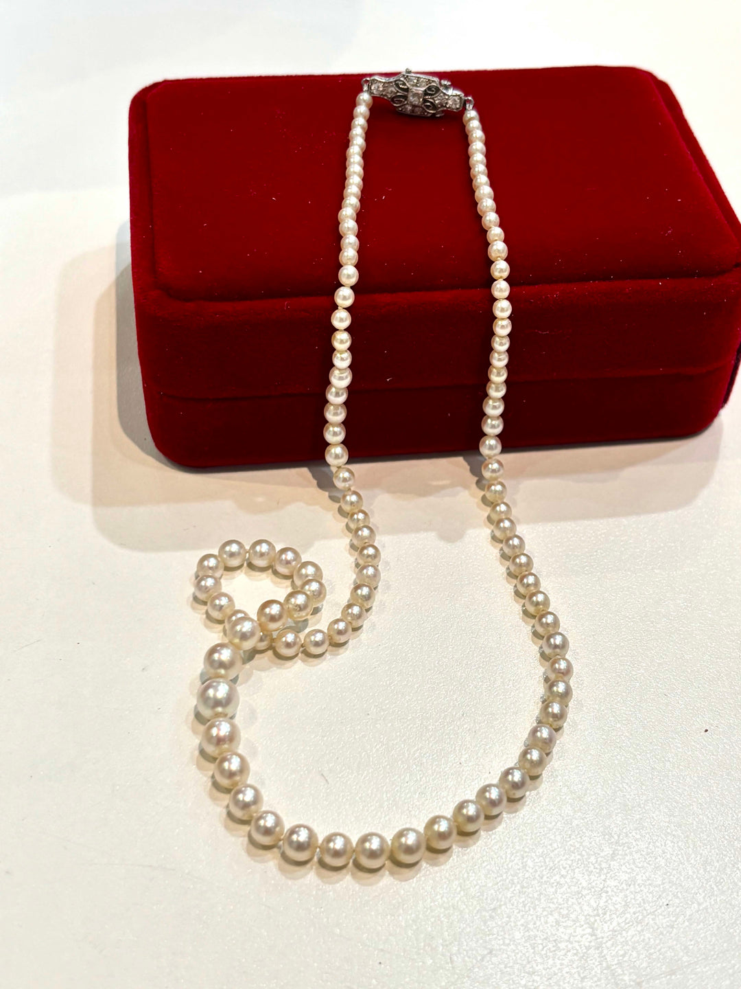 MIKIMOTO AKOYA CULTURED PEARL NECKLACE