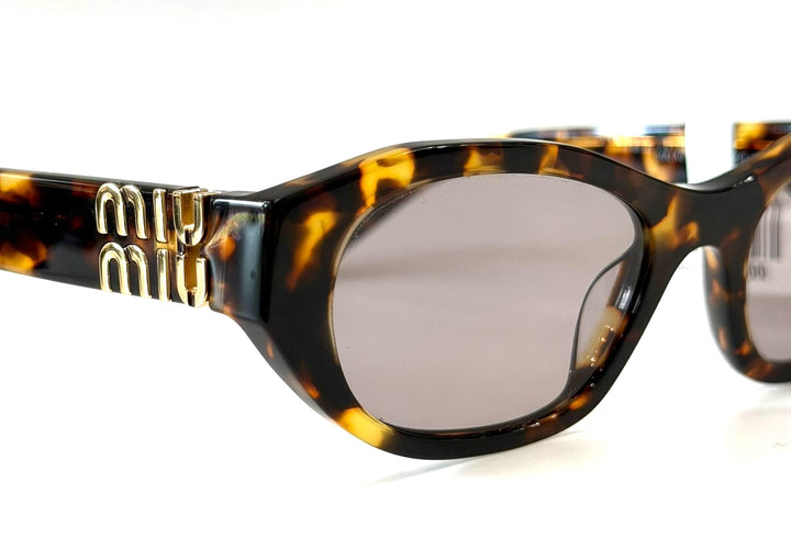 MIU MIU CAT-EYE 09YS TORTOISESHELL SUNGLASSES IN HAVANA