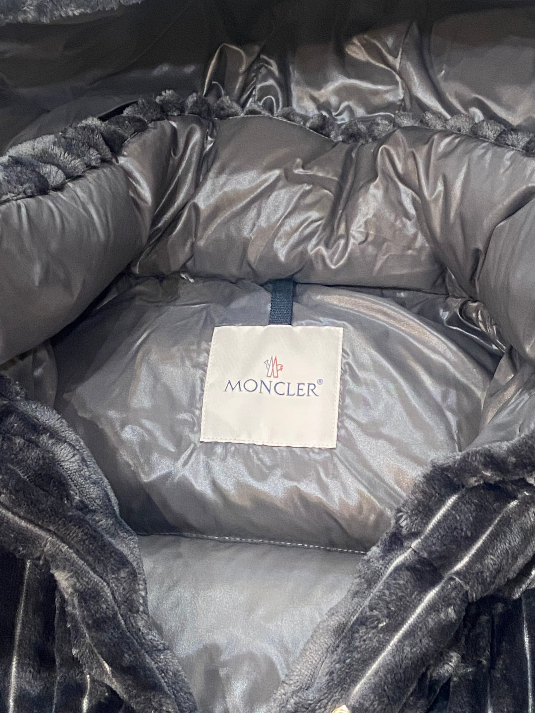 MONCLER DAOS QUILTED VELVET DOWN JACKET