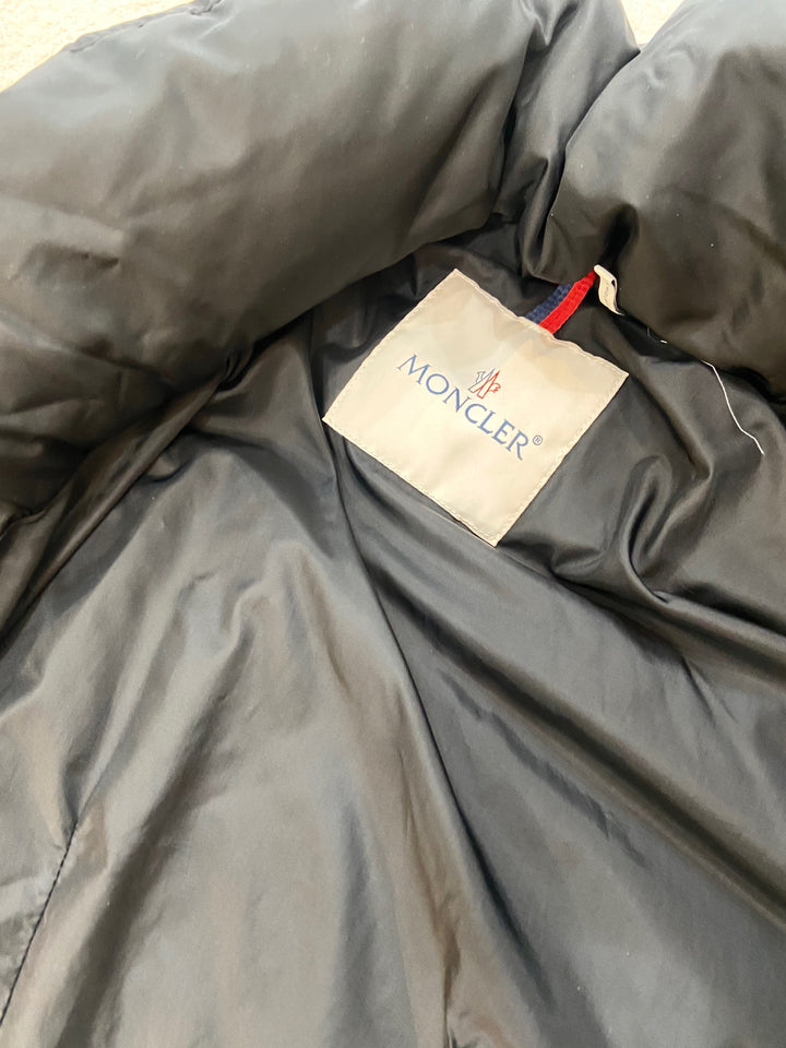MONCLER MALBAN DOWN COAT