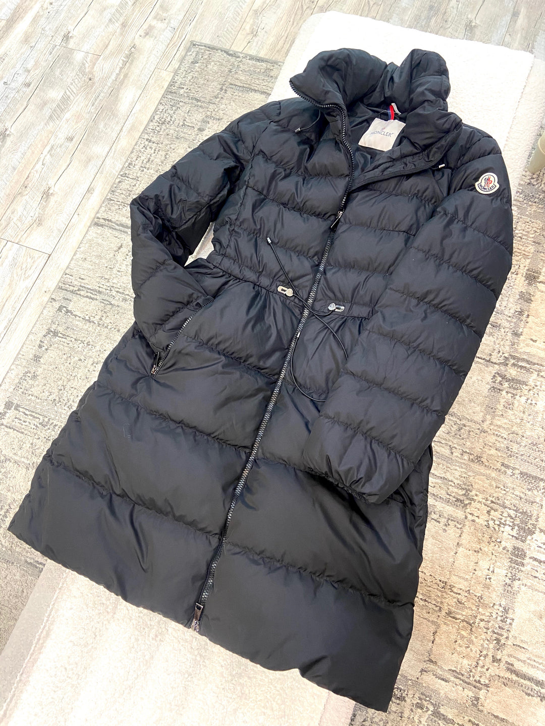 MONCLER MALBAN DOWN COAT