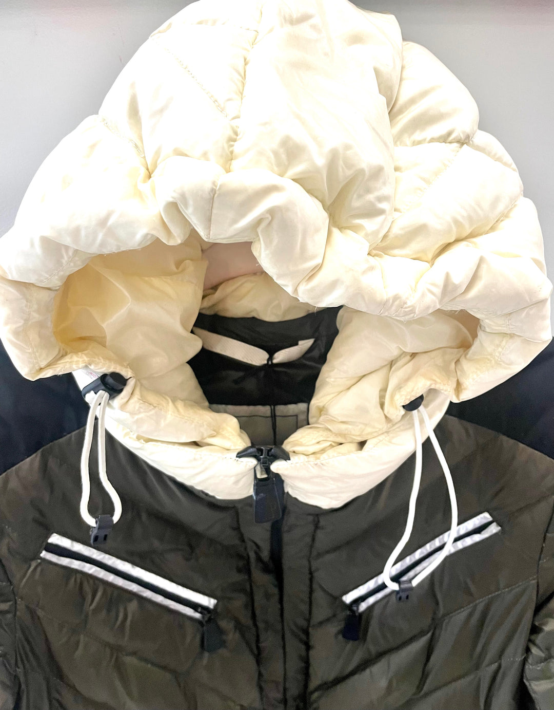MONCLER PUFFER DOWN JACKET
