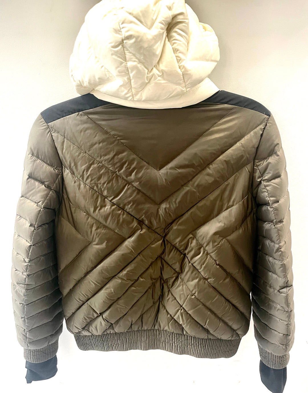 MONCLER PUFFER DOWN JACKET