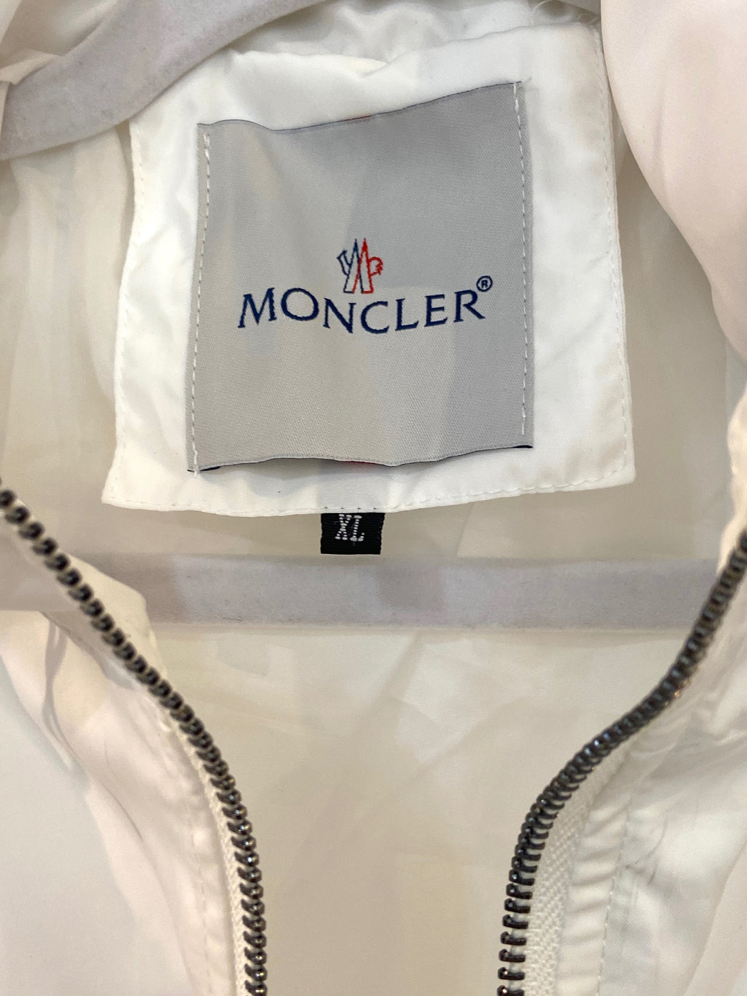MONCLER RUBKAT WATER REPELLENT HOODED WINDBREAKER JACKET