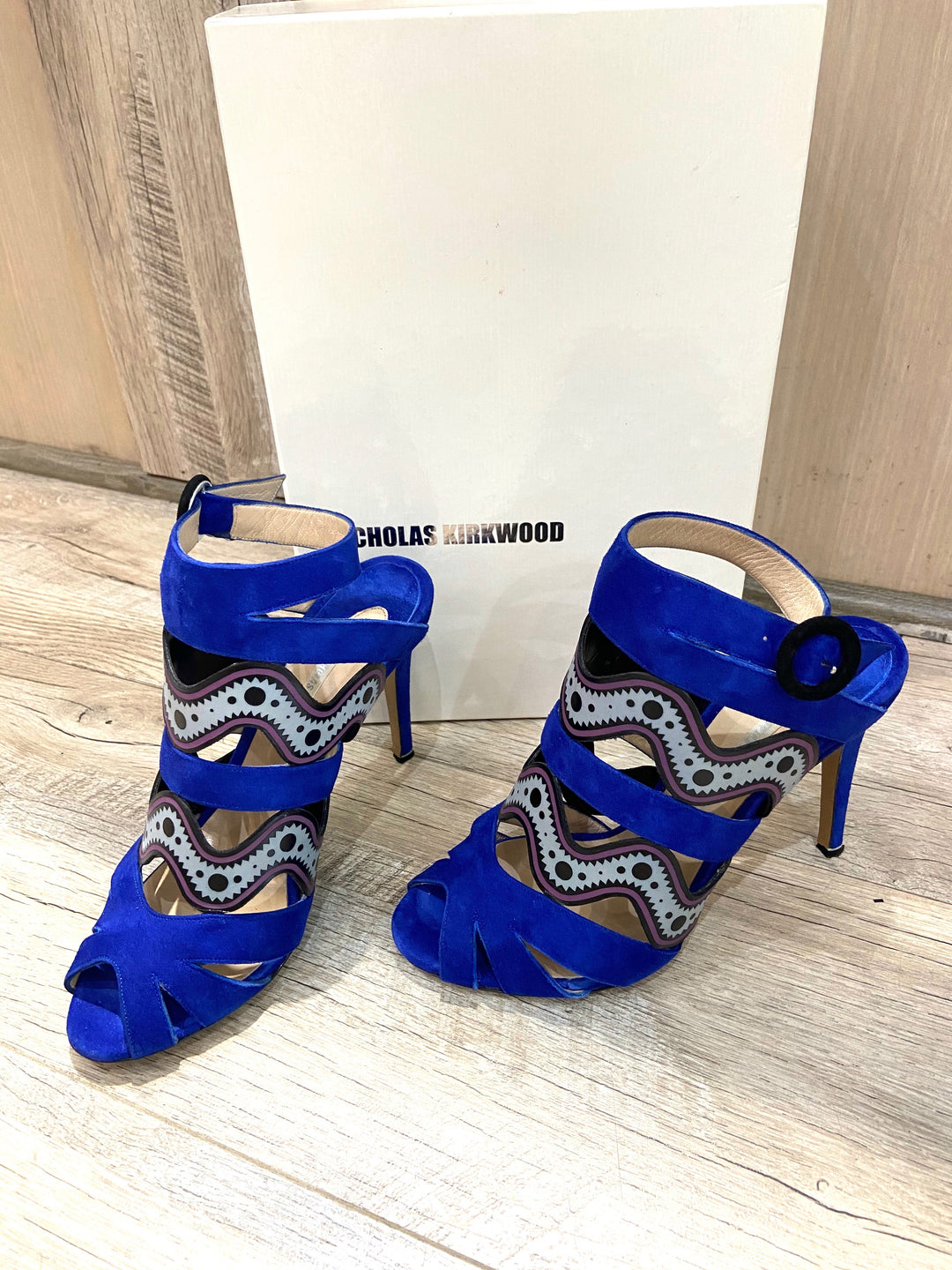 NICHOLAS KIRKWOOD SUEDE SANDALS