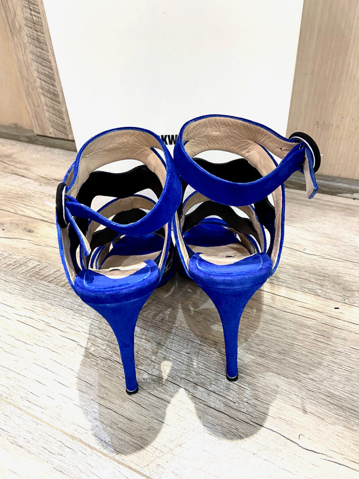 NICHOLAS KIRKWOOD SUEDE SANDALS