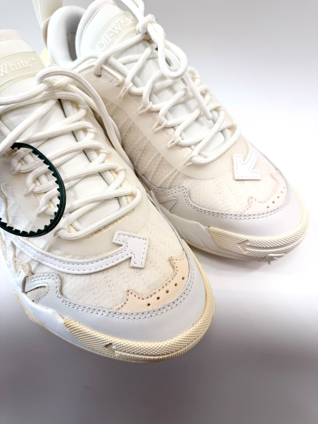 OFF-WHITE ODSY 2000 MESH TRAINER SNEAKERS