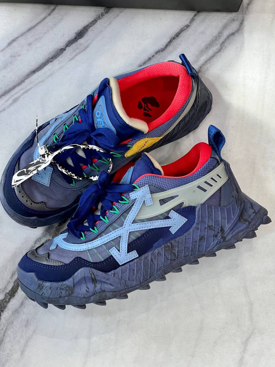 OFF-WHITE ODSY 1000 LOW TOP SNEAKERS