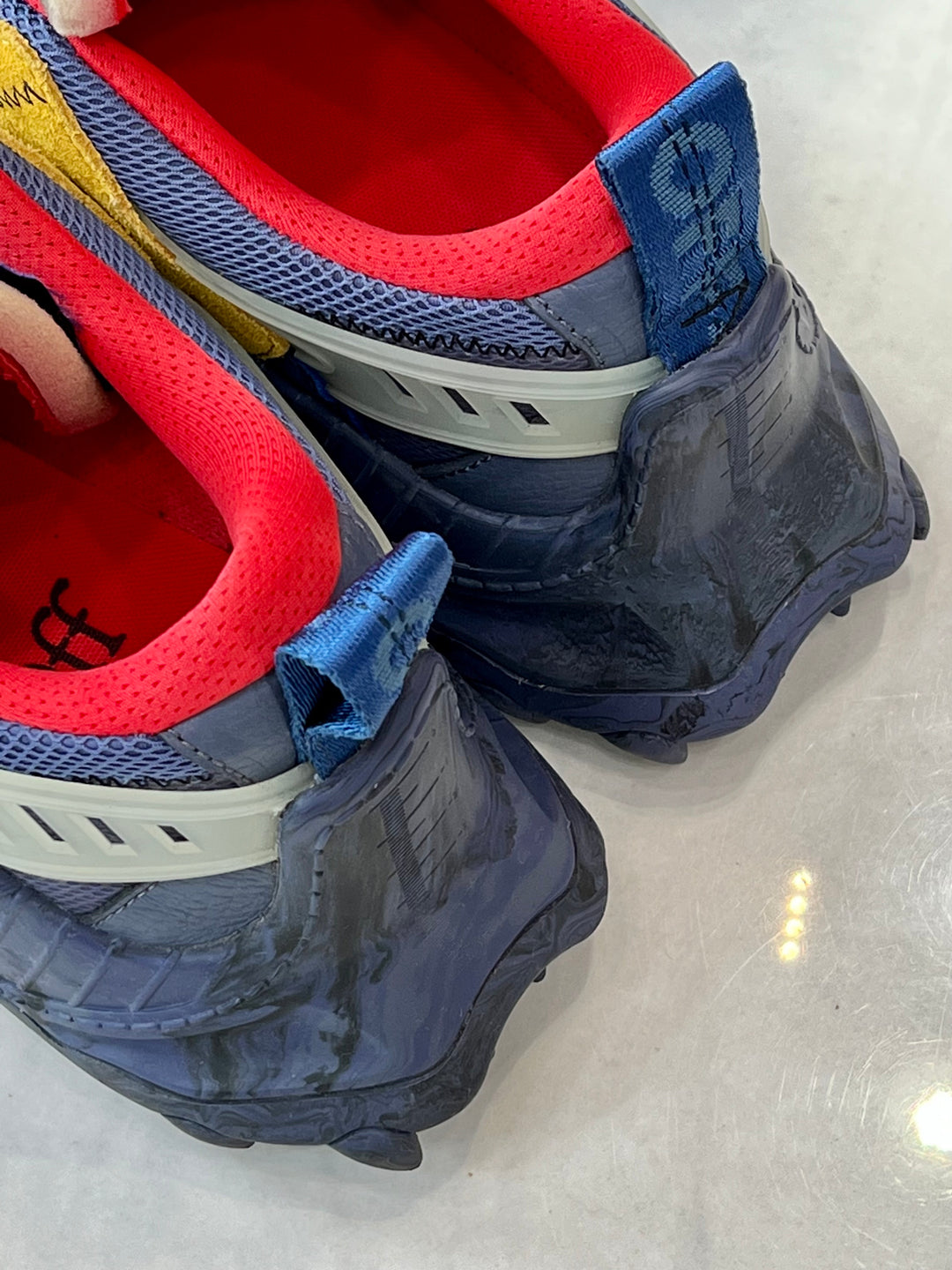 OFF-WHITE ODSY 1000 LOW TOP SNEAKERS – Caroline's Fashion Luxuries