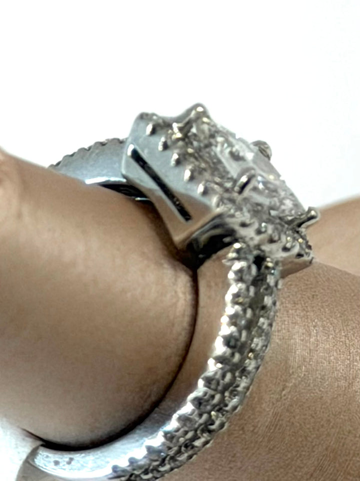 PLATINUM DIAMOND HALO ENGAGEMENT RING