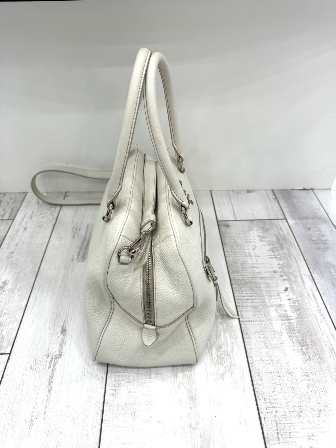 PRADA PEBBLED LEATHER VITELLO PHENIX BOWLING BAG