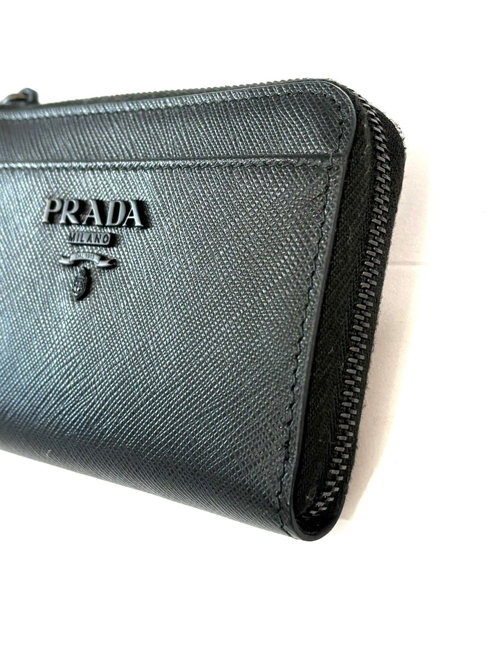 PRADA MONOCHROME SAFFIANO LEATHER ZIP KEYCHAIN  COMPACT WALLET
