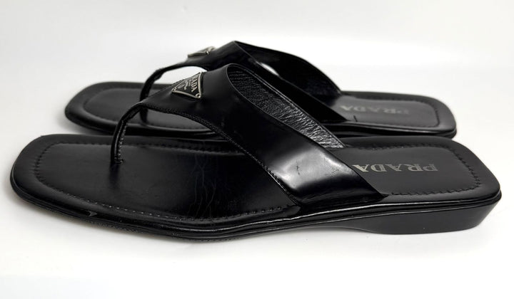 PRADA TRIANGLE LOGO PATENT LEATHER THONG SLIDE SANDALS