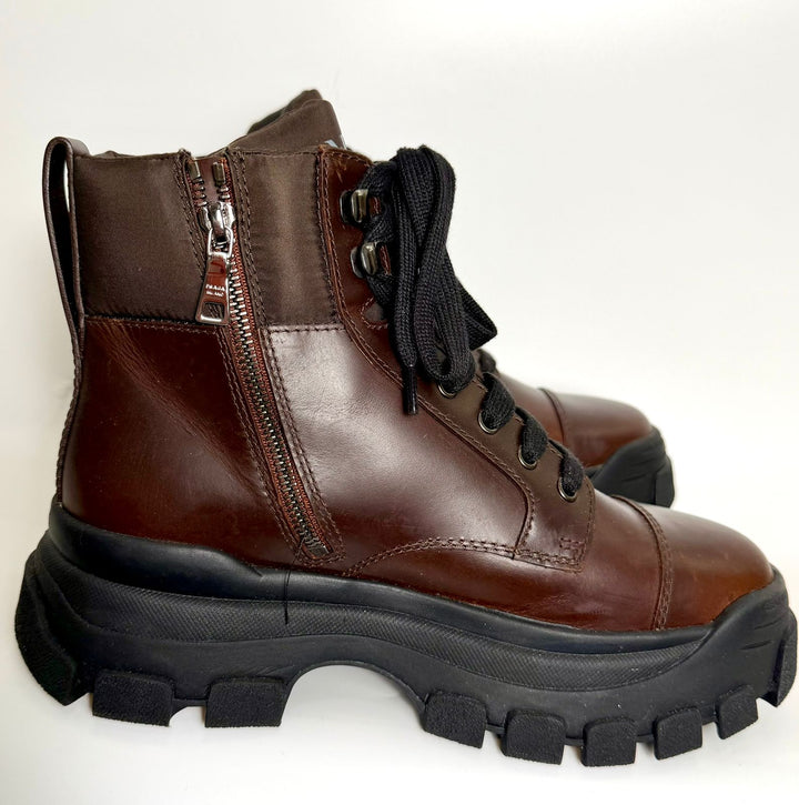 PRADA CALFSKIN LEATHER MONOLITH MEN&