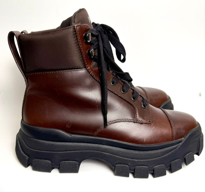 PRADA CALFSKIN LEATHER MONOLITH MEN&