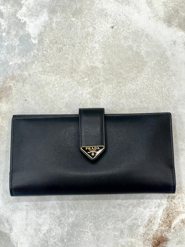 PRADA CITY SMOOTH CALFSKIN LEATHER LARGE CONTINENTAL WALLET