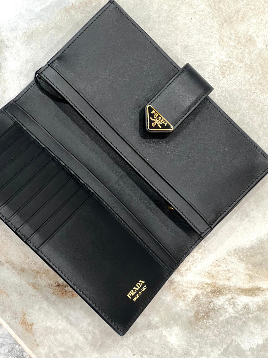 PRADA CITY SMOOTH CALFSKIN LEATHER LARGE CONTINENTAL WALLET