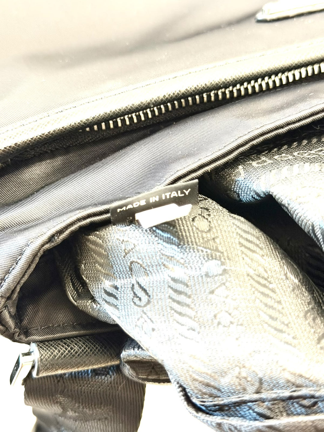 PRADA TESSUTO RE-NYLON BUCKLE MESSENGER BAG