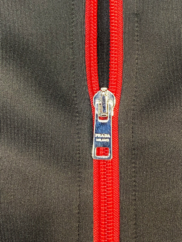 PRADA LINEA ROSSA LOGO ZIP MEN&