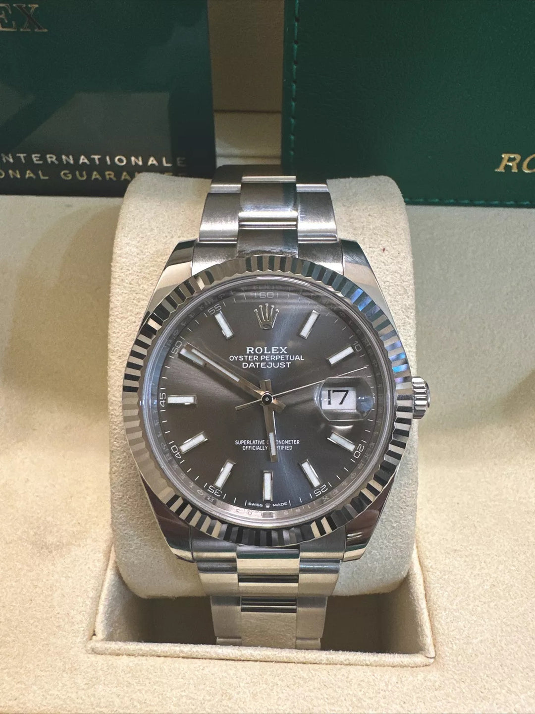 ROLEX DATEJUST 41MM STAINLESS STEEL WATCH
