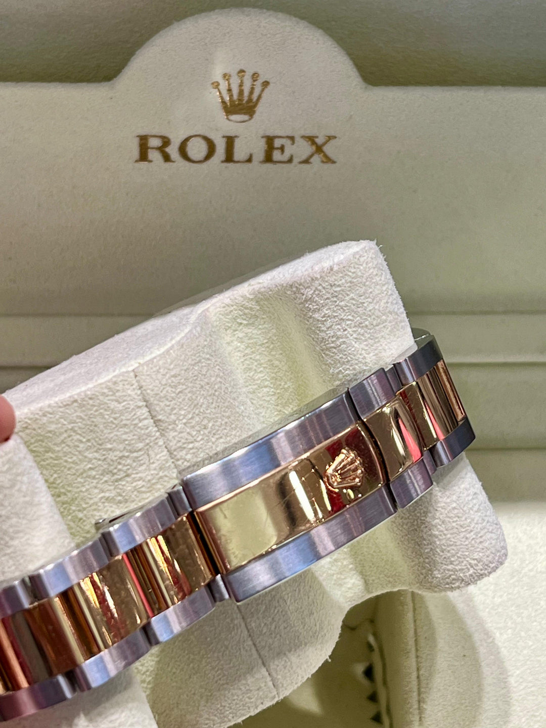 ROLEX DATEJUST 36 GOLD AND STEEL WATCH