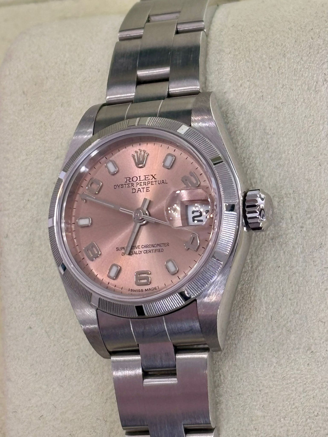 ROLEX OYSTER PERPETUAL DATE SALMON DIAL 26MM 79190 WATCH